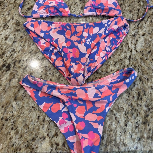 Midori swim suit. Top and full coverage bottoms are small. - Picture 1 of 4